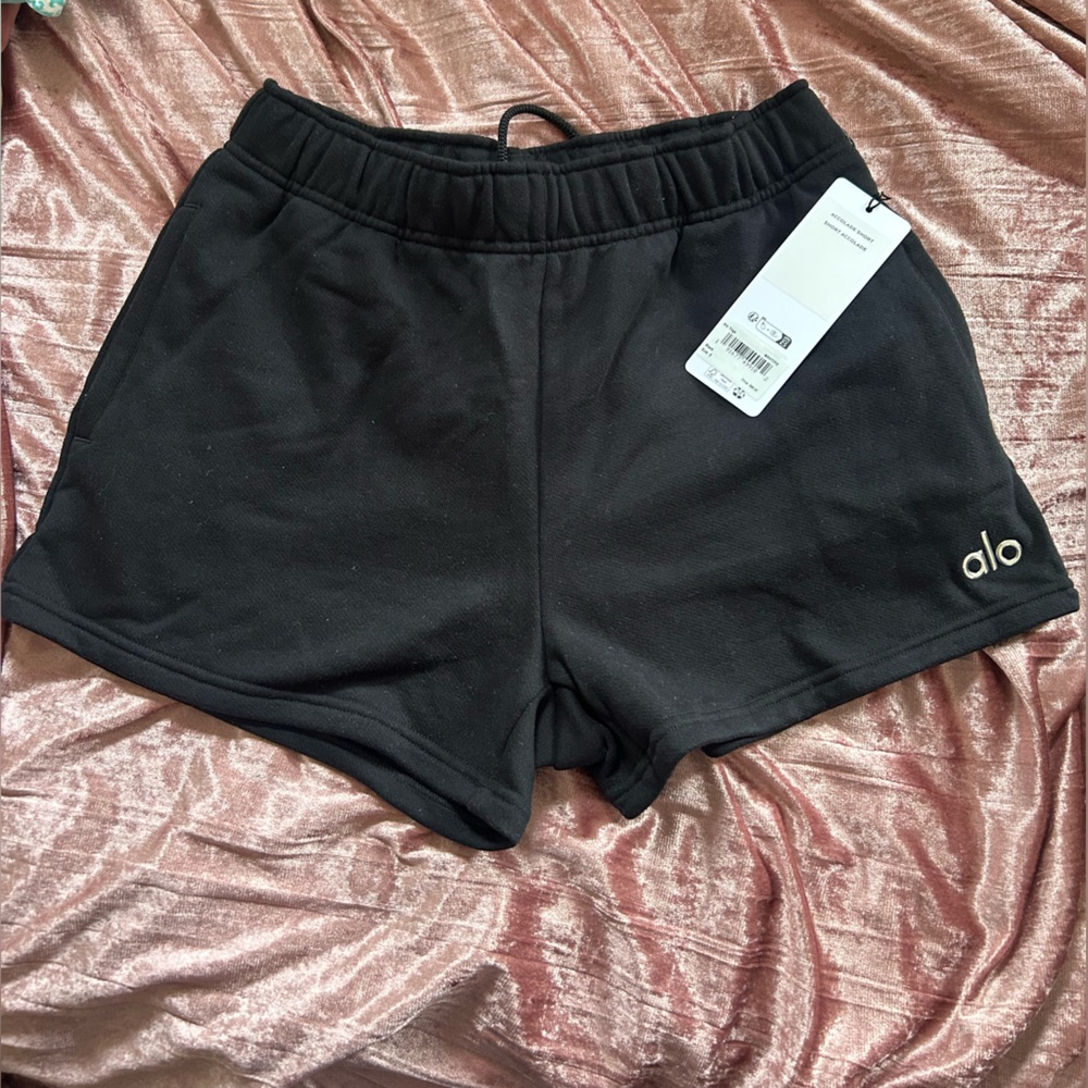 ALO Yoga Accolade Shorts